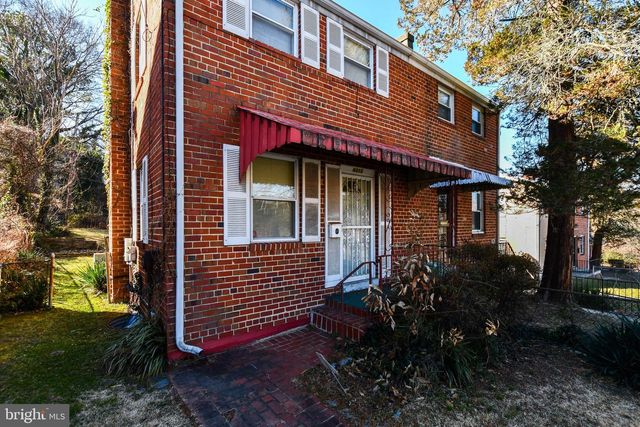 4313 F ST SE, Washington, DC 20019