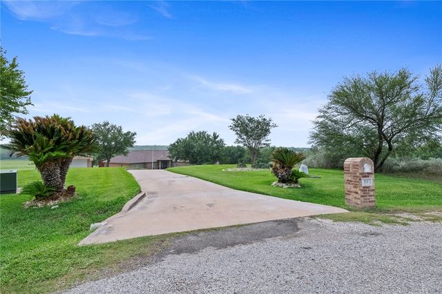 173 David, Sandia, TX 78383