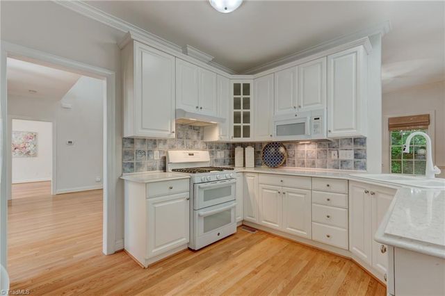 10 Dunlin Square, Greensboro, NC 27455
