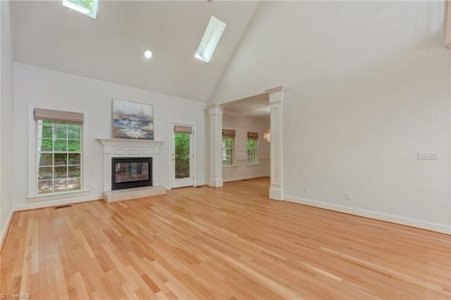 10 Dunlin Square, Greensboro, NC 27455