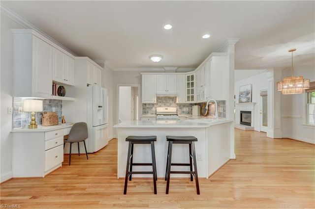 10 Dunlin Square, Greensboro, NC 27455
