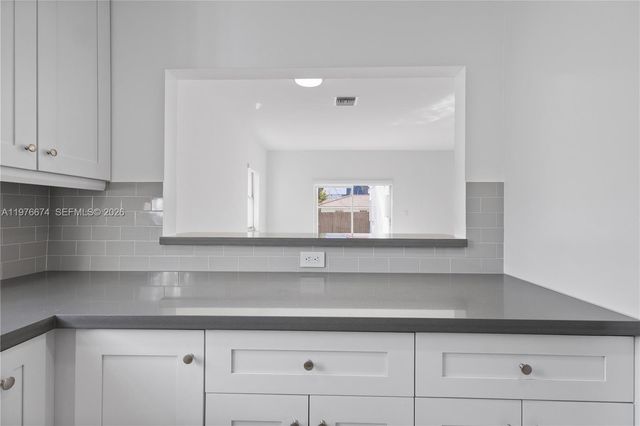 2870 SW 21st St 1, Miami, FL 33145