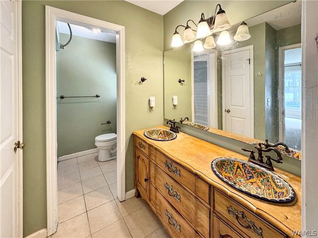 711 Vicksburg, Tuscaloosa, AL 35406