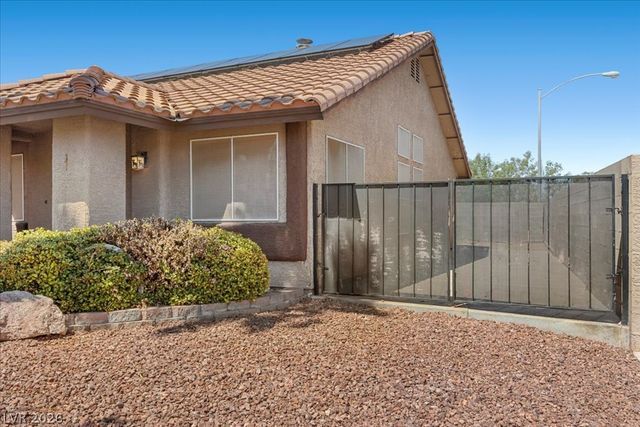 840 Holly Lake Way, Henderson, NV 89002