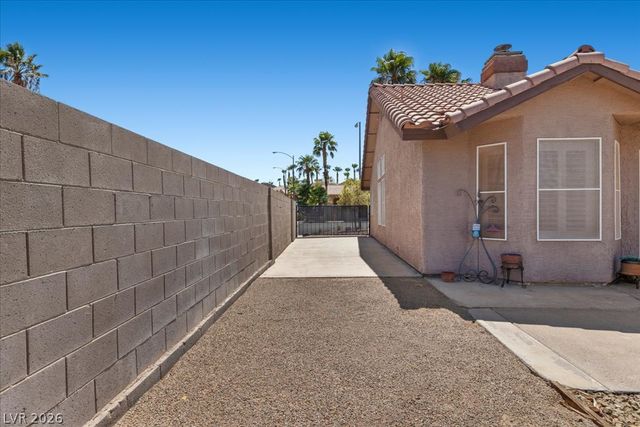 840 Holly Lake Way, Henderson, NV 89002