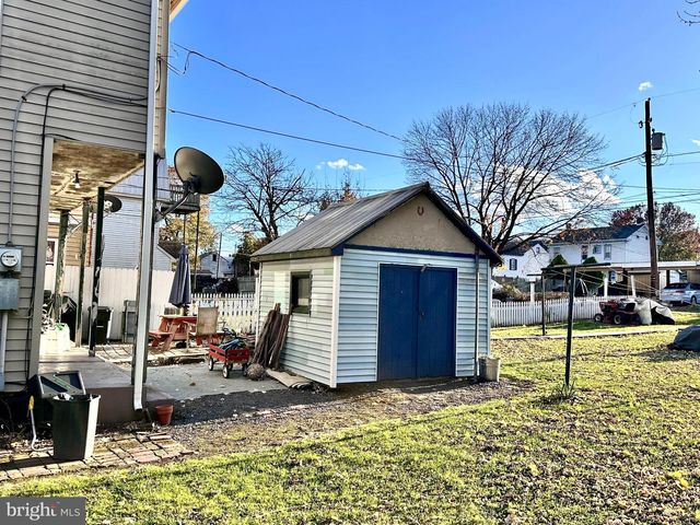 153-155 N FRONT ST, Newport, PA 17074