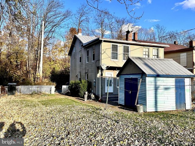 153-155 N FRONT ST, Newport, PA 17074