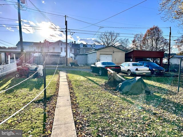 153-155 N FRONT ST, Newport, PA 17074