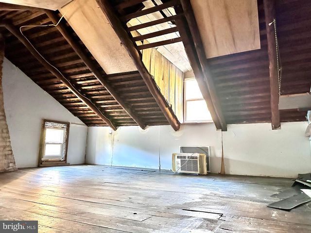 153-155 N FRONT ST, Newport, PA 17074