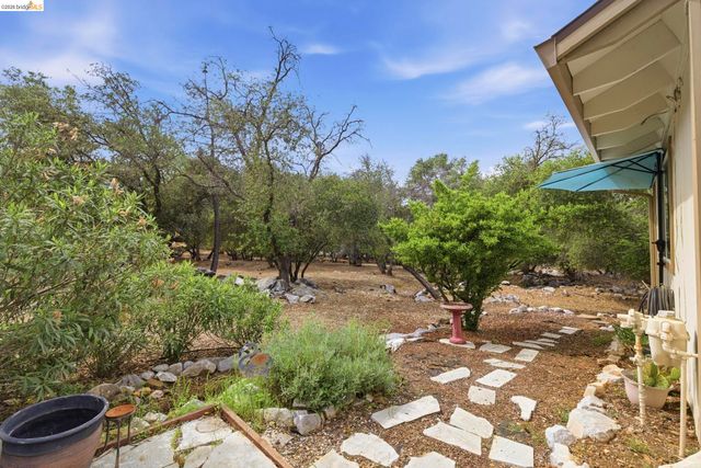 23685 Marble Quarry Rd 8, Columbia, CA 95310