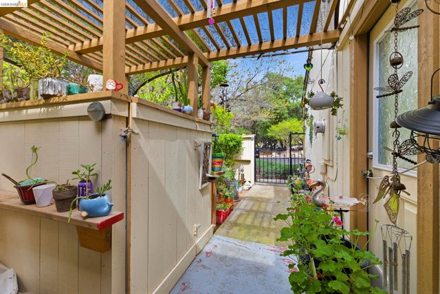 23685 Marble Quarry Rd 8, Columbia, CA 95310