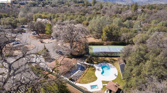 23685 Marble Quarry Rd 8, Columbia, CA 95310