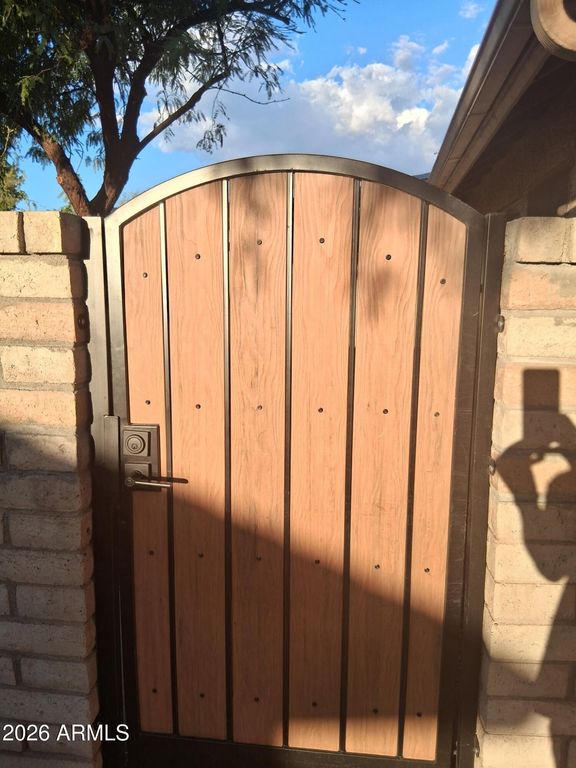 1760 E JACINTO Circle, Mesa, AZ 85204 — photo 4