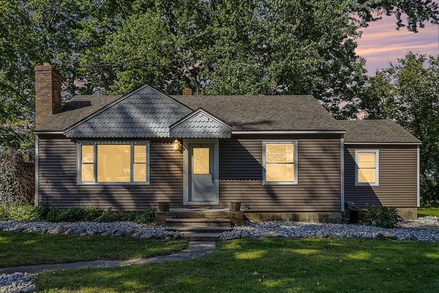 15886 Kellogg School Road, Hickory Corners, MI 49060
