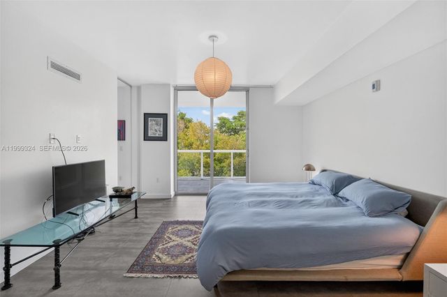 720 NE 62nd St 404, Miami, FL 33138