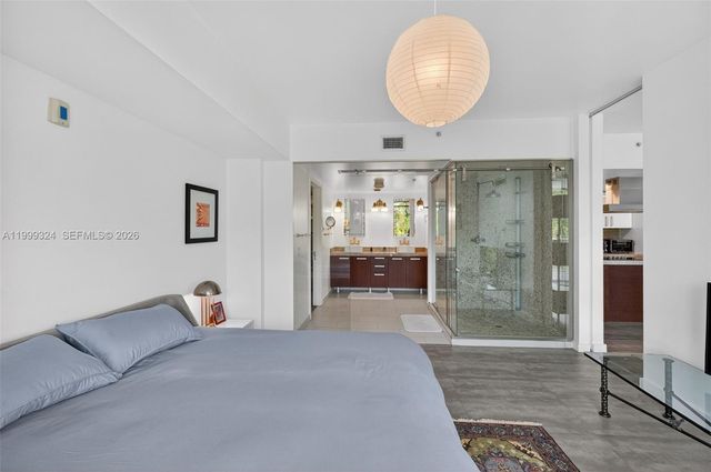 720 NE 62nd St 404, Miami, FL 33138