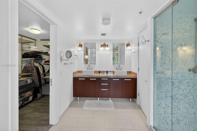 720 NE 62nd St 404, Miami, FL 33138