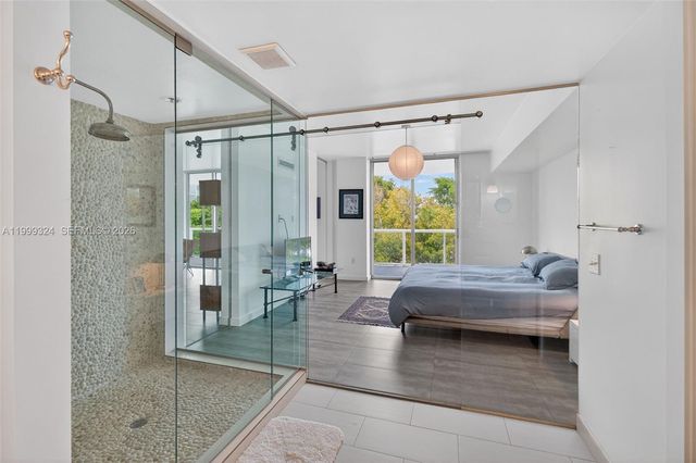 720 NE 62nd St 404, Miami, FL 33138