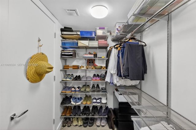 720 NE 62nd St 404, Miami, FL 33138