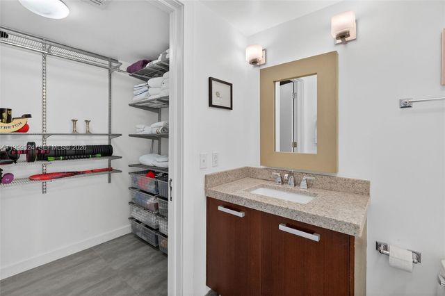 720 NE 62nd St 404, Miami, FL 33138