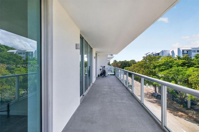 720 NE 62nd St 404, Miami, FL 33138