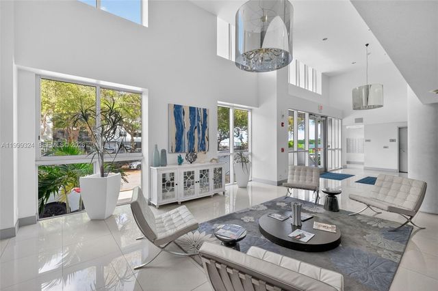 720 NE 62nd St 404, Miami, FL 33138