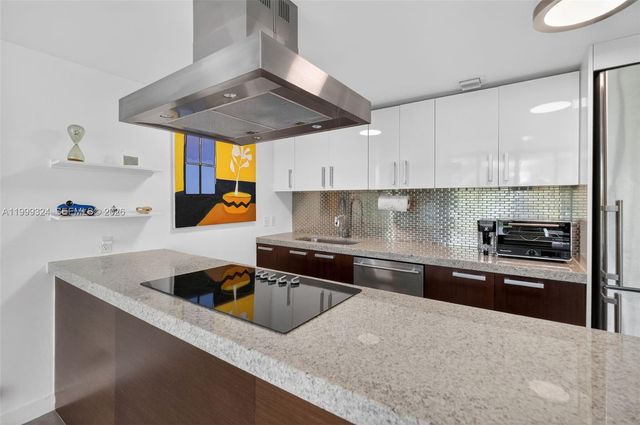 720 NE 62nd St 404, Miami, FL 33138