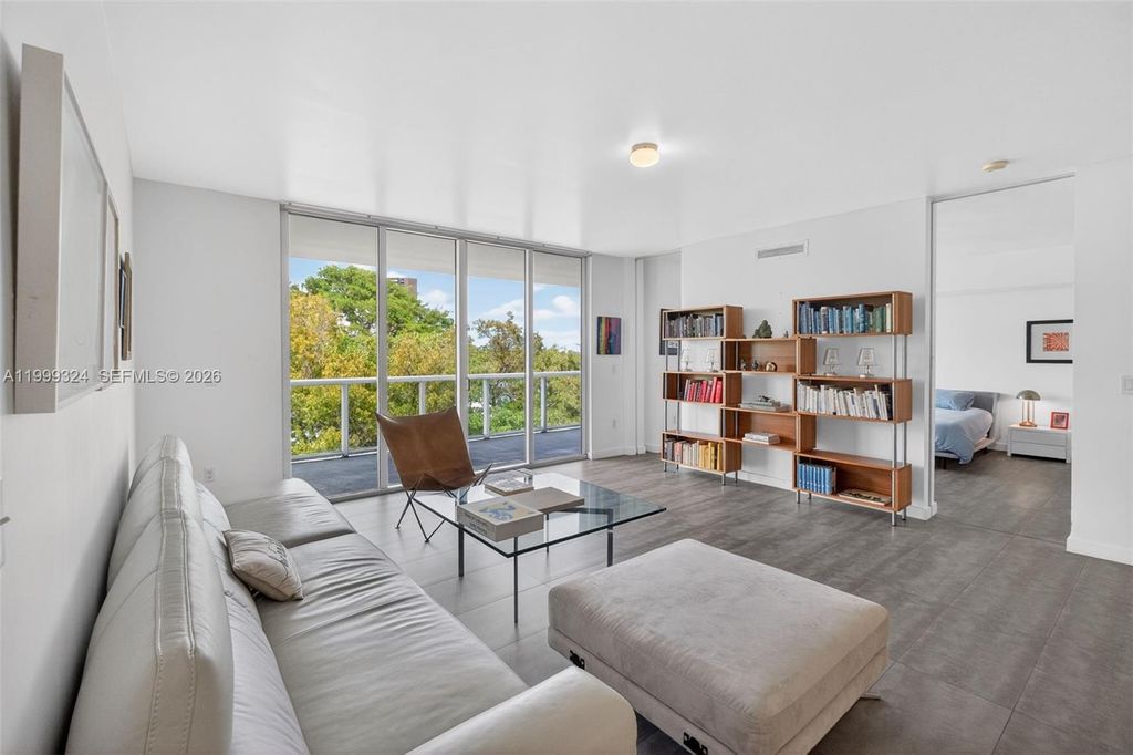 720 NE 62nd St 404, Miami, FL 33138