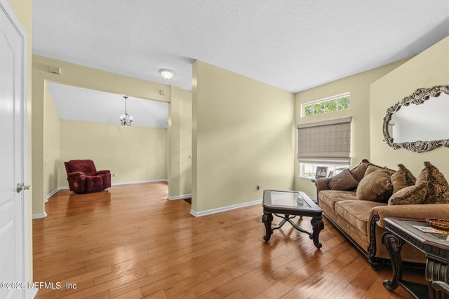 644 SPANISH WELLS Road, Jacksonville, FL 32218