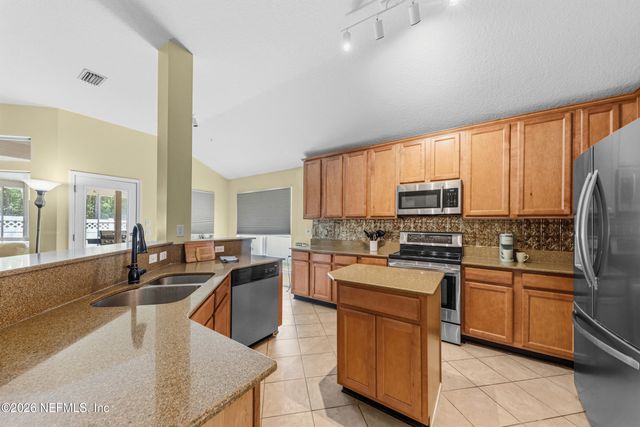 644 SPANISH WELLS Road, Jacksonville, FL 32218