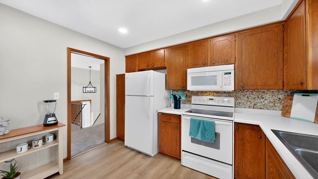 605 Elton Hills Drive NW, Rochester, MN 55901