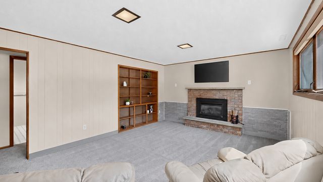 605 Elton Hills Drive NW, Rochester, MN 55901