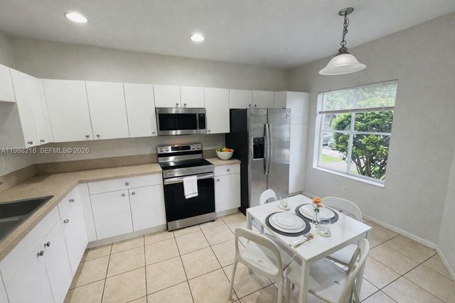 8225 SW 29th Street 102, Miramar, FL 33025