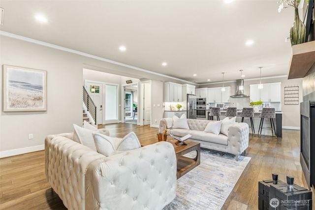 8017 128th Avenue NE, Kirkland, WA 98033