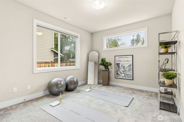 8017 128th Avenue NE, Kirkland, WA 98033