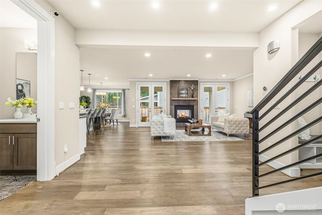 8017 128th Avenue NE, Kirkland, WA 98033