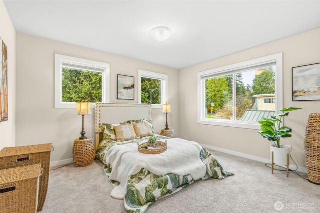 8017 128th Avenue NE, Kirkland, WA 98033