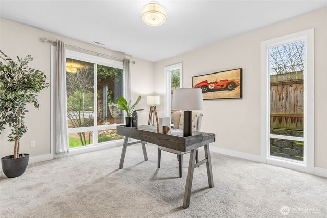 8017 128th Avenue NE, Kirkland, WA 98033