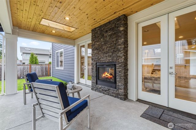 8017 128th Avenue NE, Kirkland, WA 98033