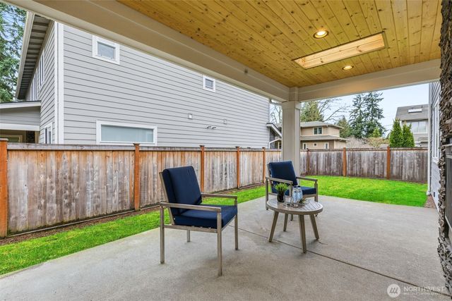 8017 128th Avenue NE, Kirkland, WA 98033