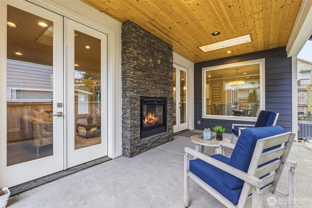 8017 128th Avenue NE, Kirkland, WA 98033