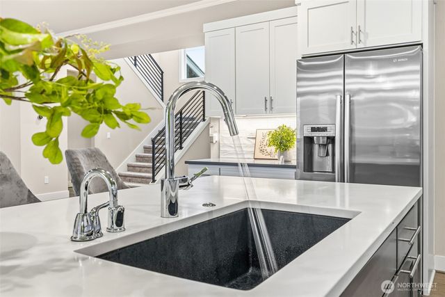 8017 128th Avenue NE, Kirkland, WA 98033