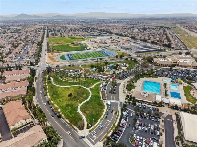 5381 Campania Way, Fontana, CA 92336