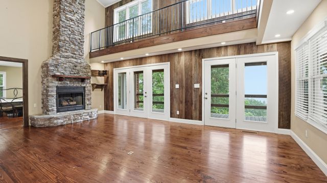 705 N Campbell Rd, Altamont, TN 37301