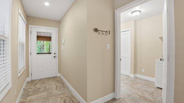 705 N Campbell Rd, Altamont, TN 37301