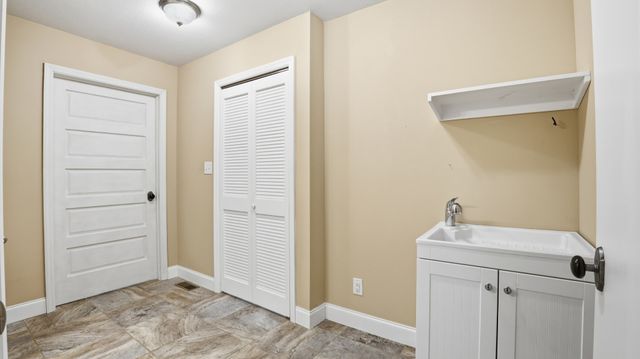 705 N Campbell Rd, Altamont, TN 37301