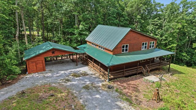 705 N Campbell Rd, Altamont, TN 37301