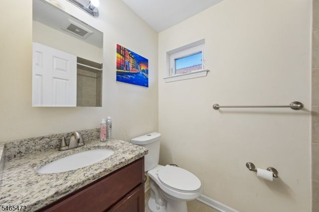 1017 Spruce St, Roselle Boro, NJ 07203
