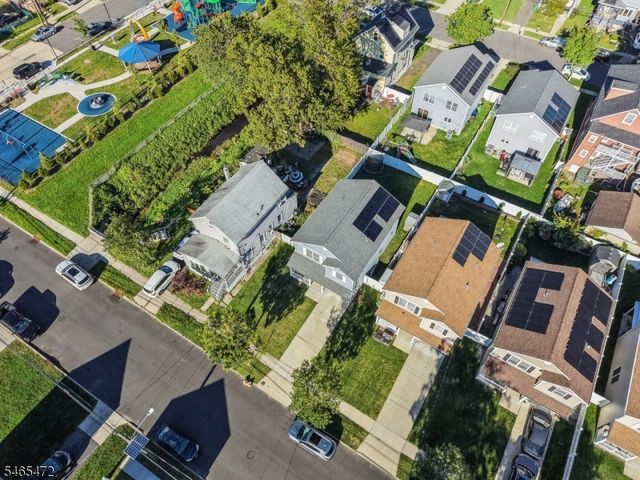 1017 Spruce St, Roselle Boro, NJ 07203