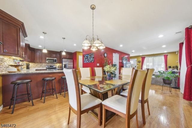 1017 Spruce St, Roselle Boro, NJ 07203